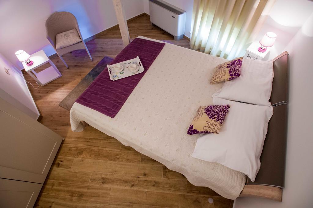 Villa Amalija Sukošan Rom bilde